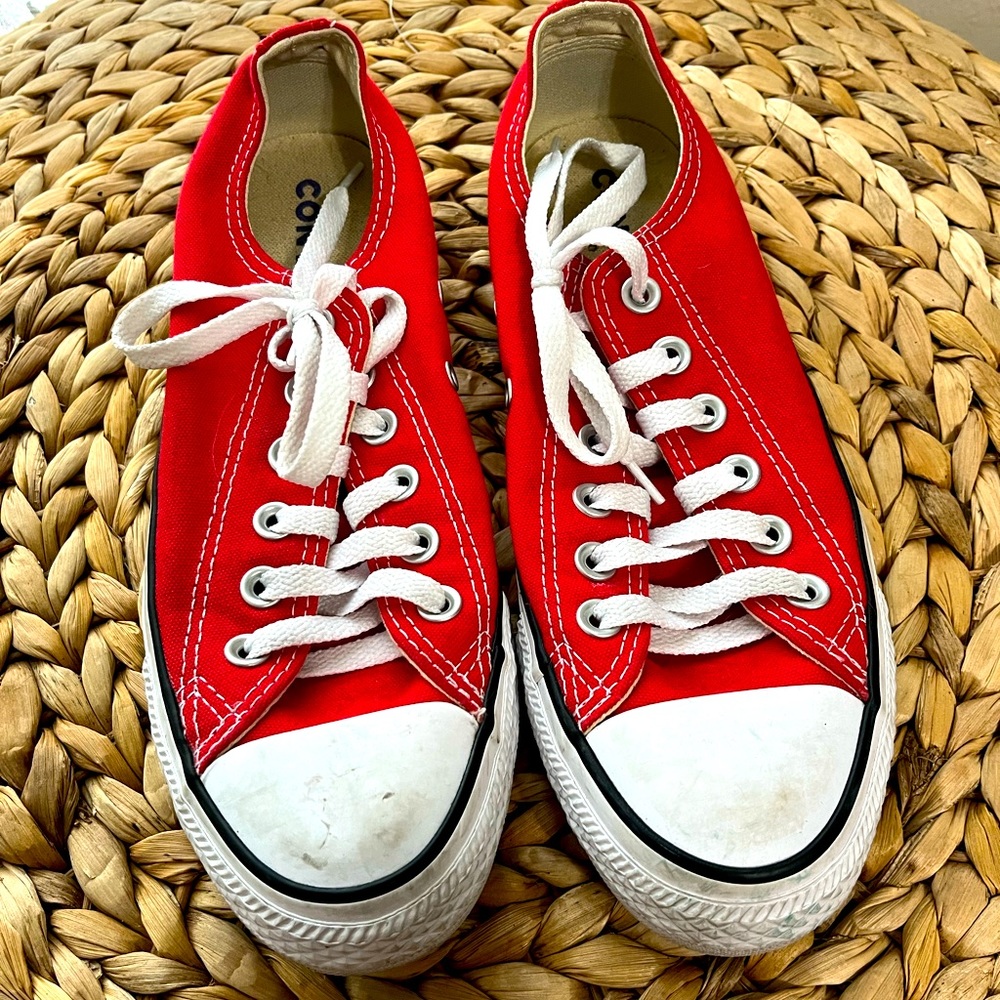 Red Converse 💋add to bundle💋
